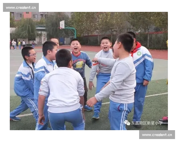 团结拼搏的力量在拔河比赛中绽放的难忘瞬间校园集体精神成长记录